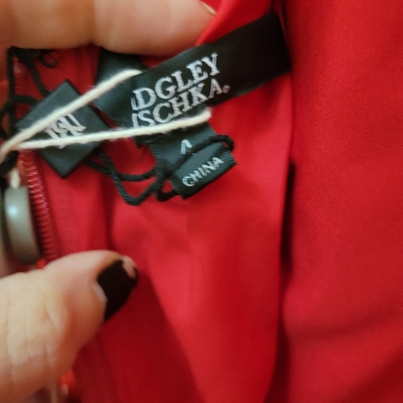 Badgley Mischka Ponte Scuba Dress With Back Slit‎ & Petal Sleeve NWT - Picture 9 of 11